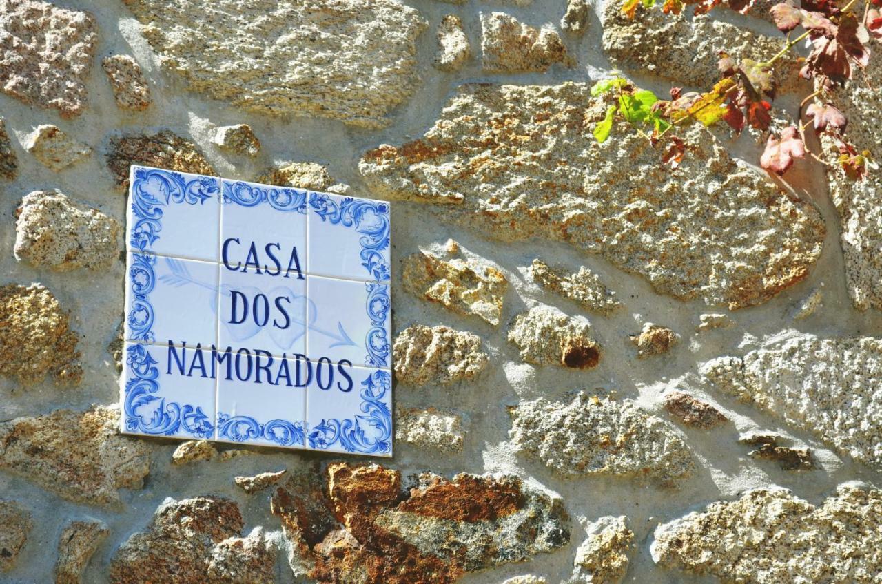 Casa Dos Namorados ヴァーレ・デ・カンブラ エクステリア 写真
